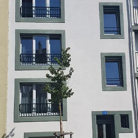 Leman 11 Aparthotel