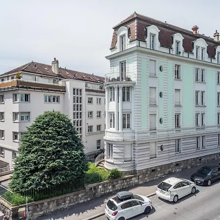 Aparthotel Leman 11 *